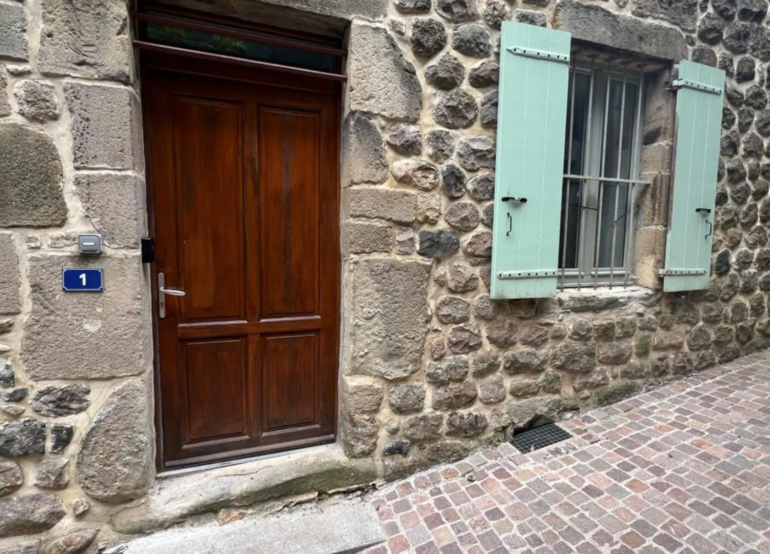 Appartement Et Jardin Vals Les Bains Frankrijk